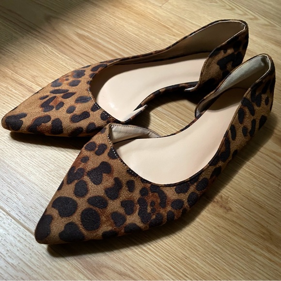 Leopard Print Flats - Picture 1 of 2